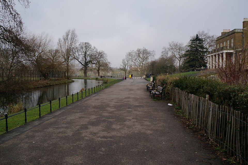 Clissold Park — photo 5
