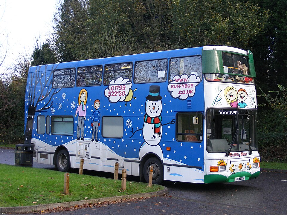 Hackney Playbus — photo 4