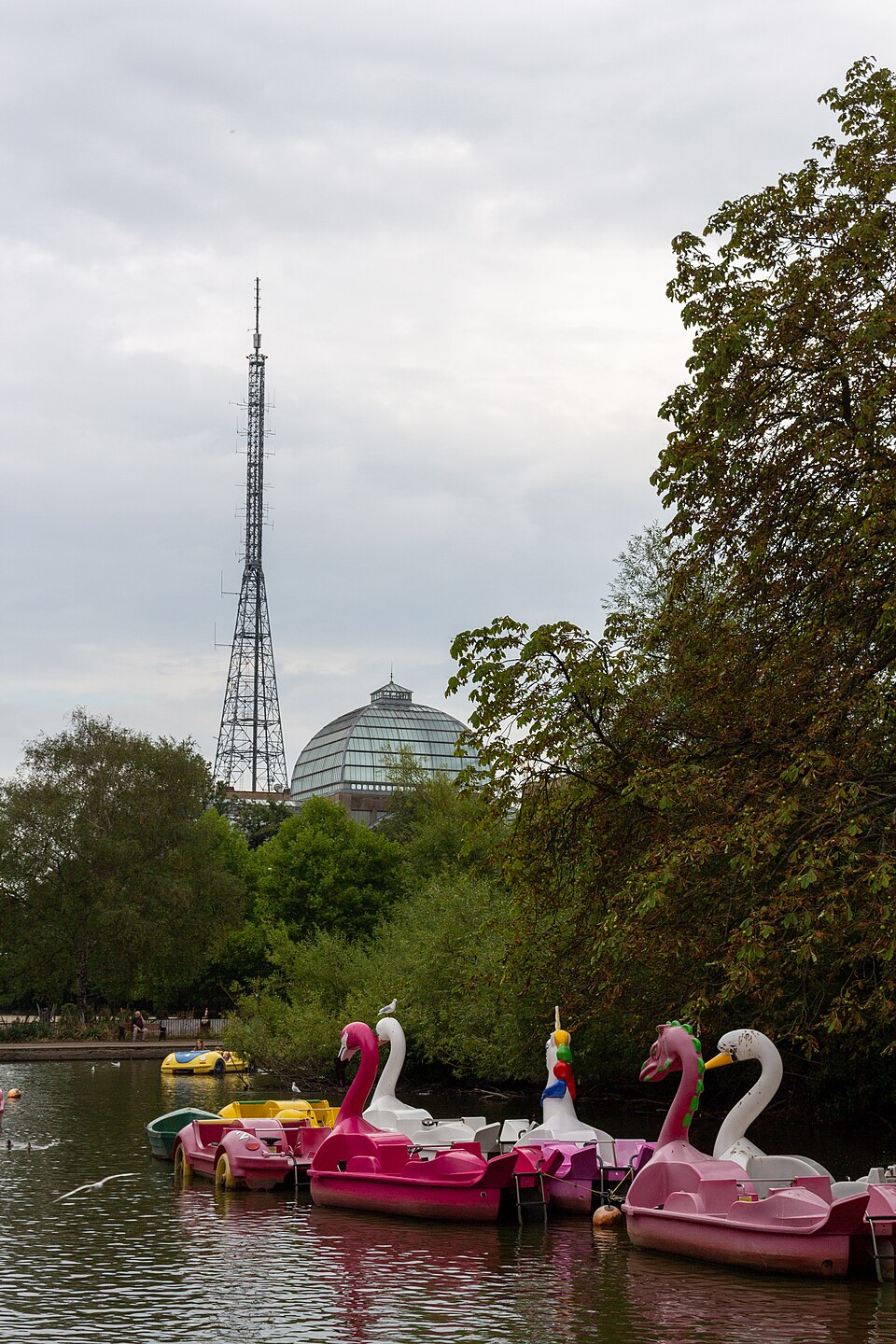 Alexandra Park and Palace — photo 1