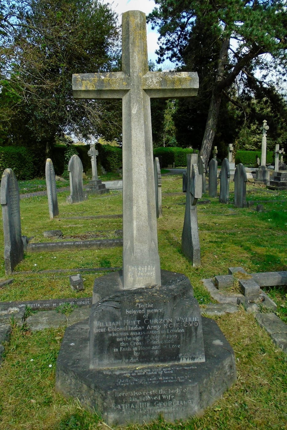 Curzon Richmond — Richmond Cemetery, William Hutt Curzon Wyllie memorial